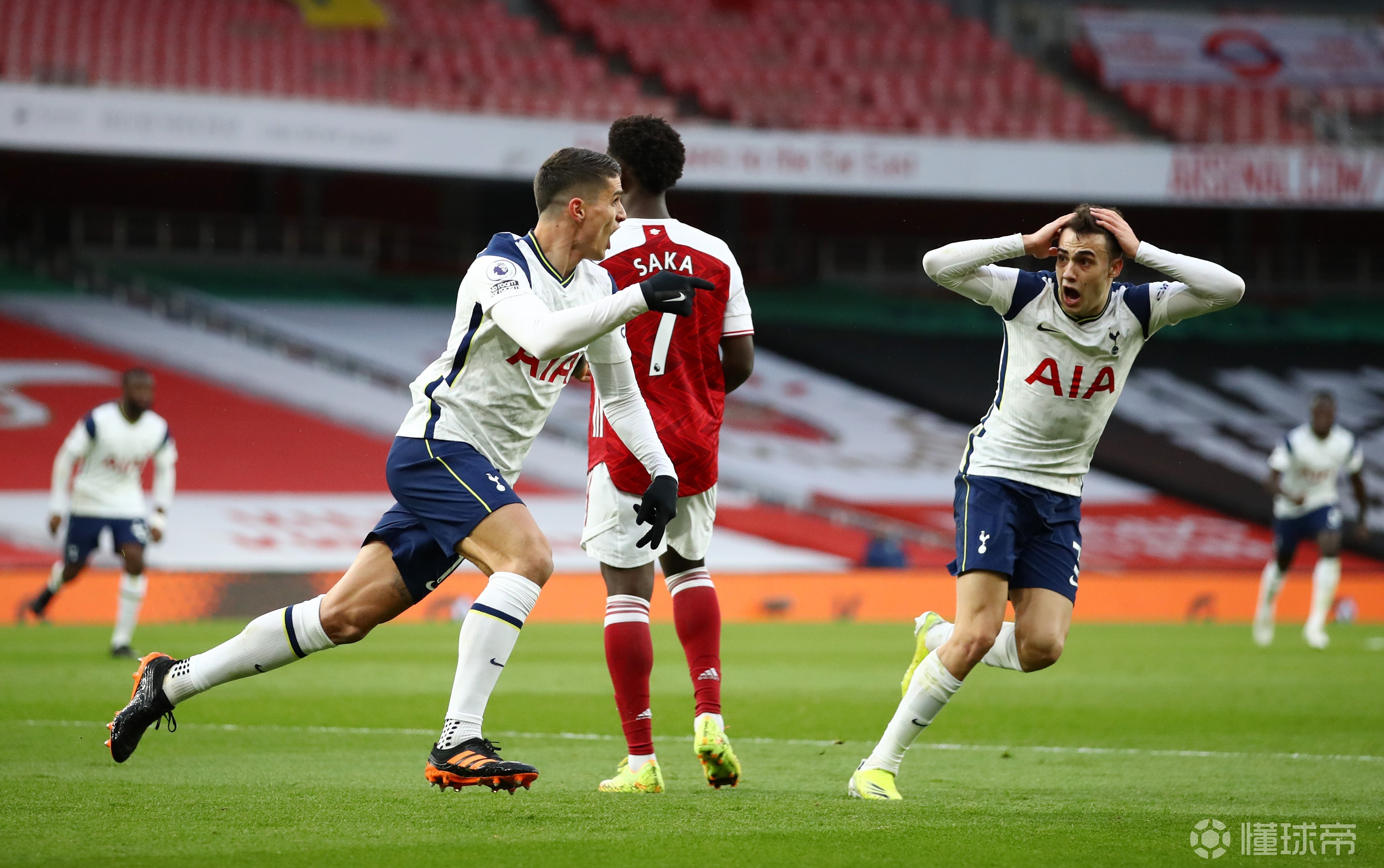 PG gaming-反败为胜引发热议！，JackeyLove在阿森纳比赛中战术调整赢得满堂喝彩-PG gaming