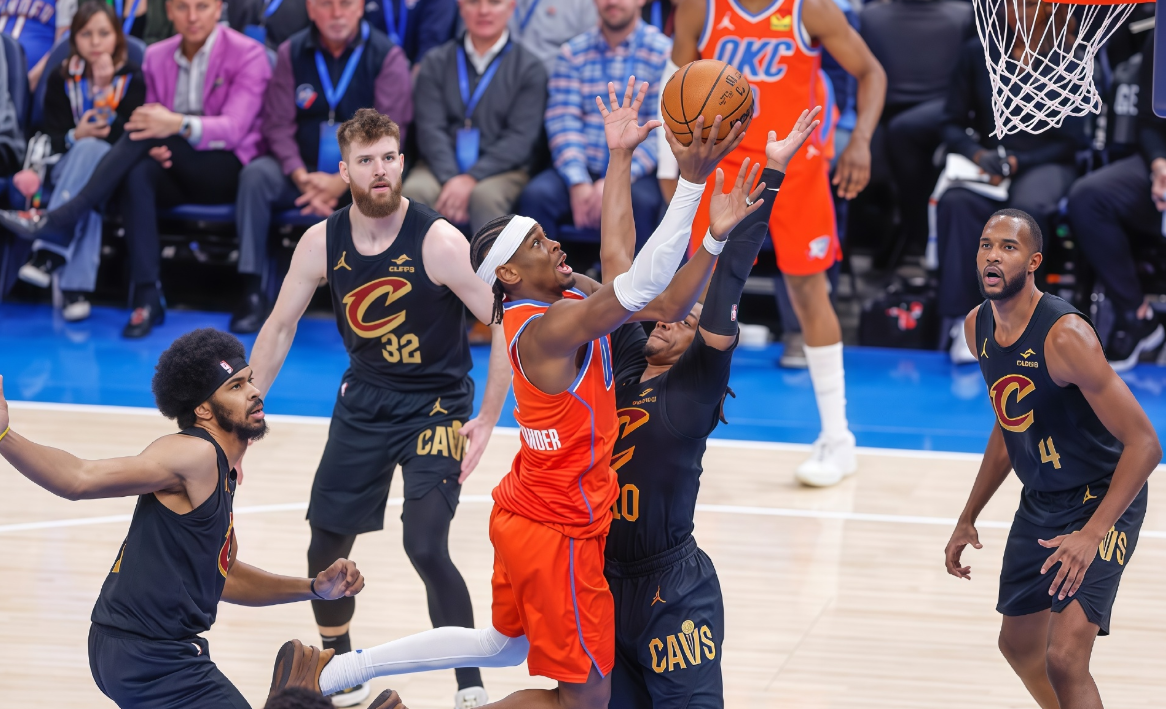 集结日NBA常规赛焦点战，切尔西门线救险，压力陡增，赛程密集仍需轮换